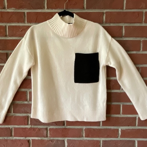 Pura Cashmere Contrast Pocket High Neck Sweater Size S NWT - Picture 2 of 14